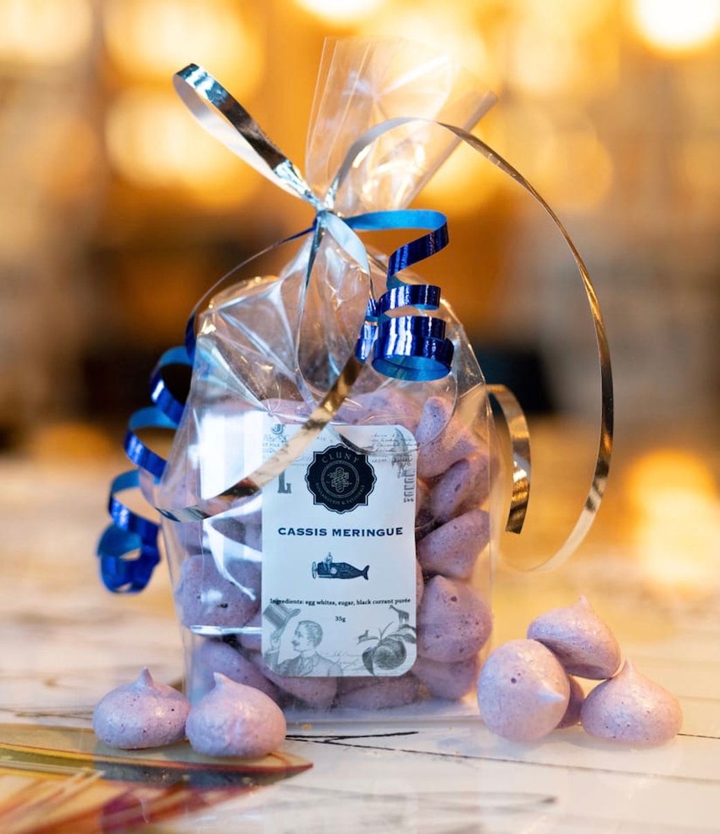 CASSIS MERINGUE