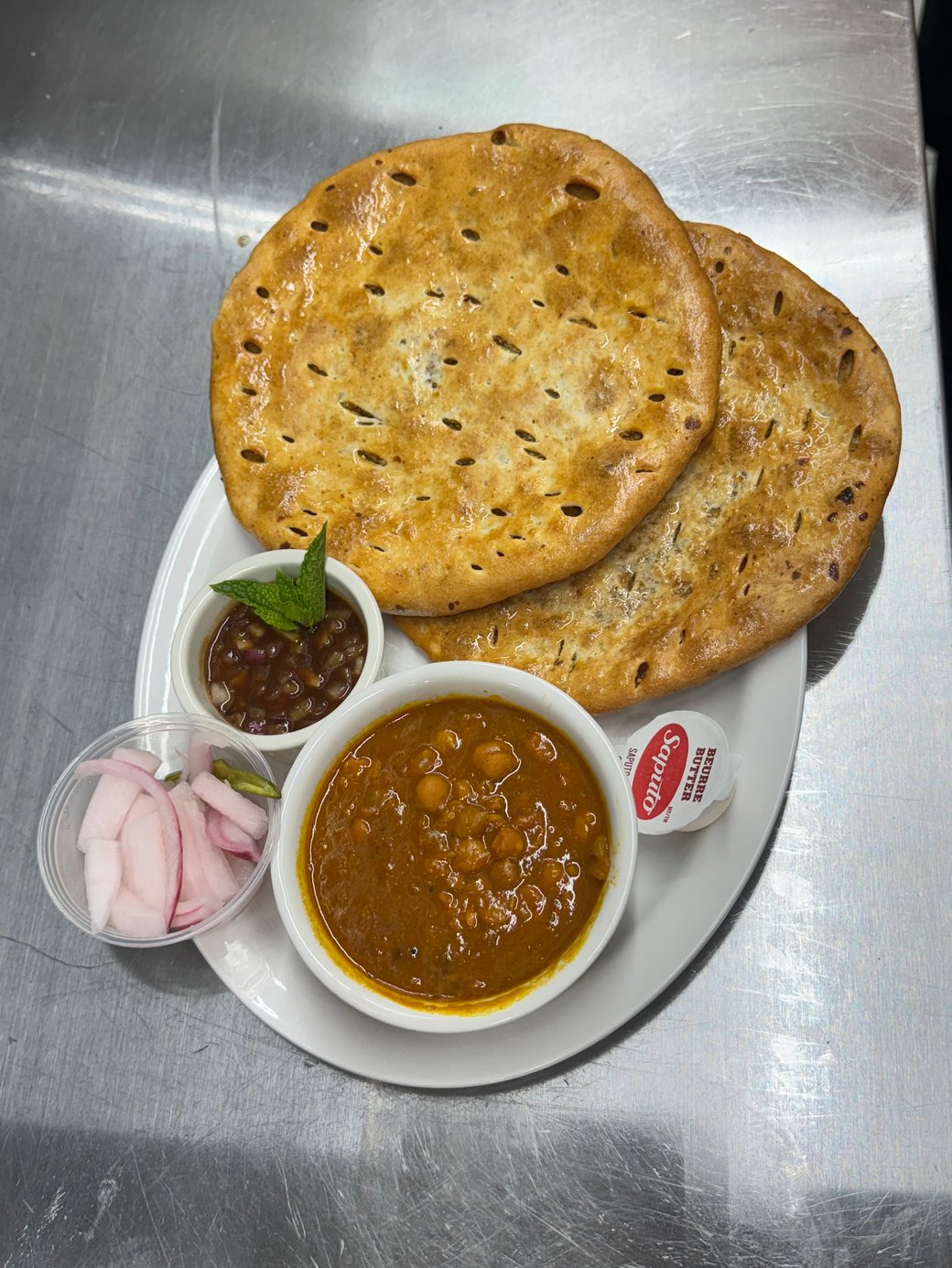 Amritsari Kulche Chole