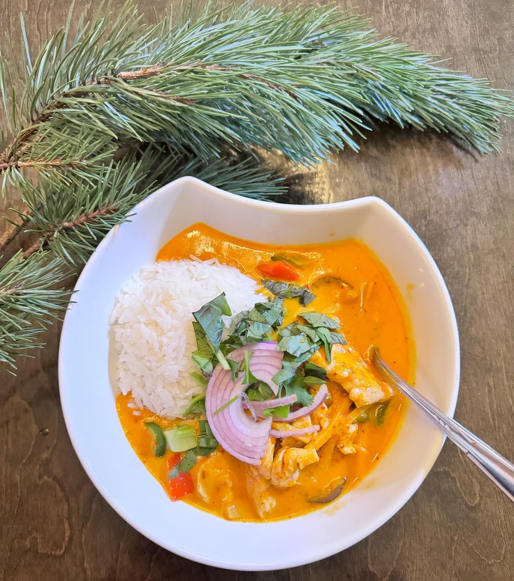 Red or Green Coconut Curry (Tofu)