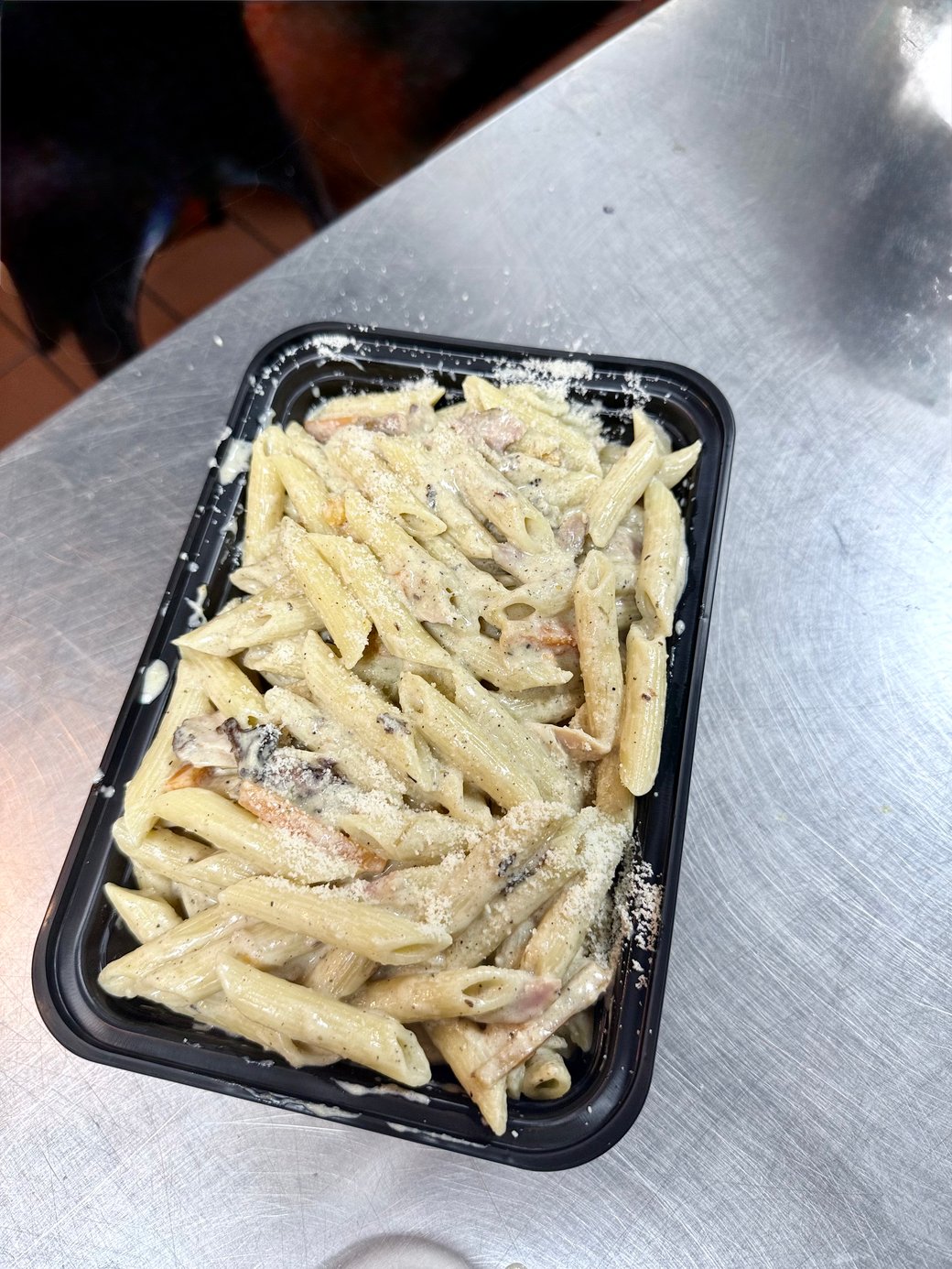 Jerk Chicken Rasta Pasta: served without sides