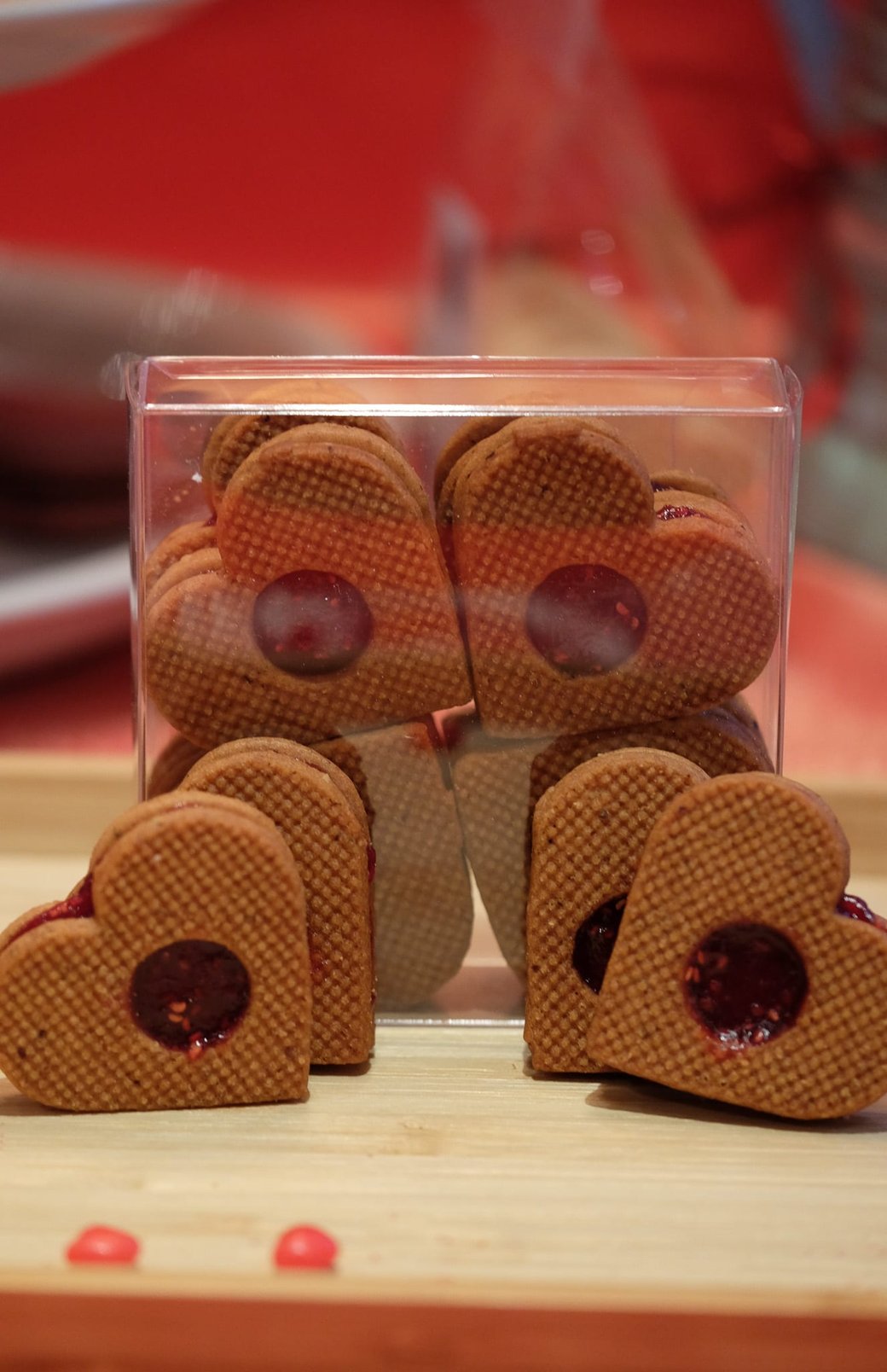 LINZER HEART COOKIES