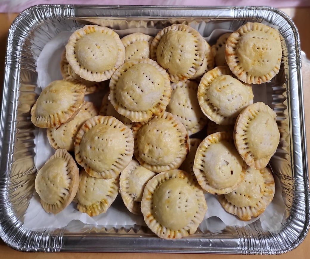 MEAT PIE (BEEF PATTIES)