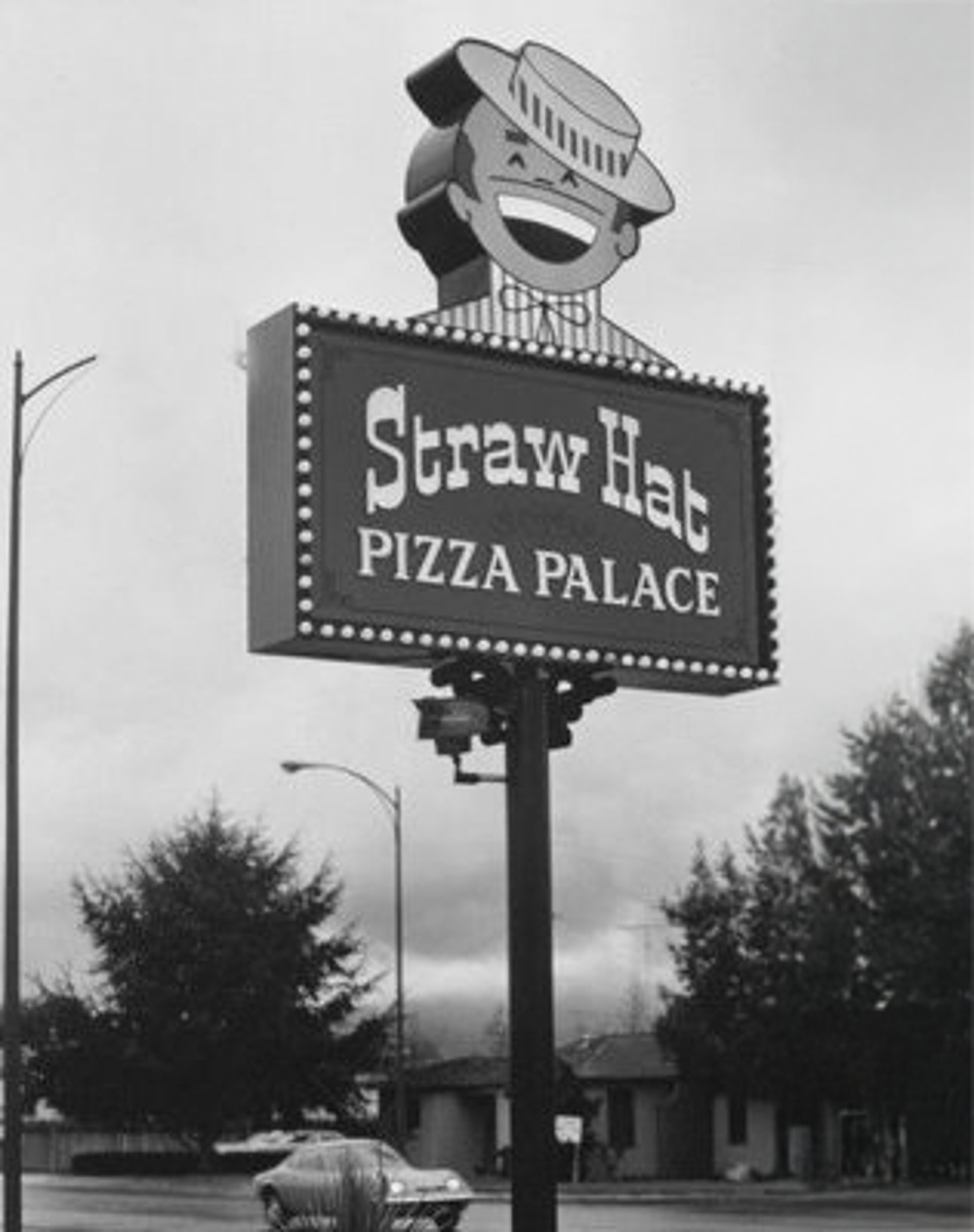 Straw Hat Pizza