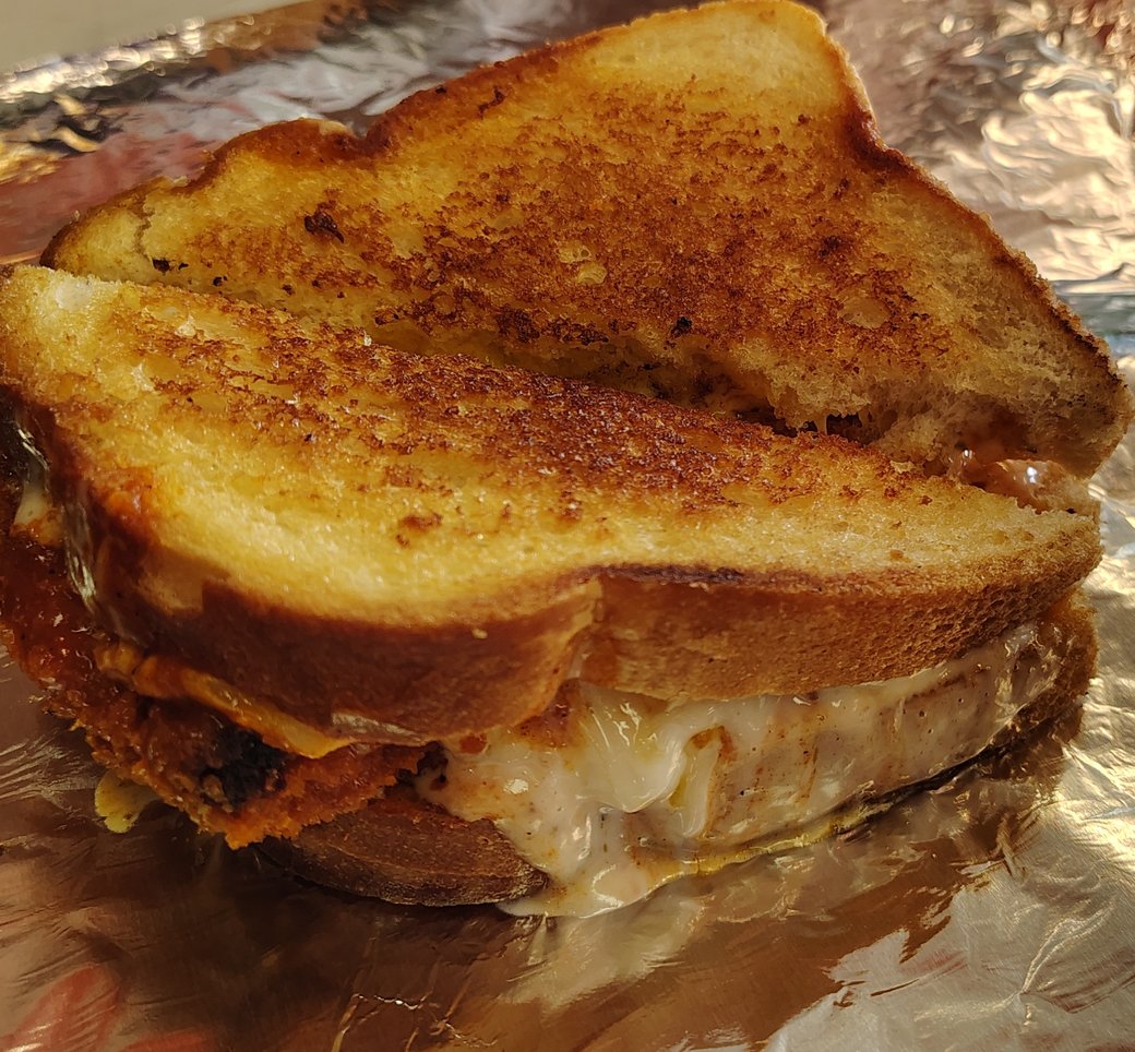 Buffalo Chicken Grilled Cheese 