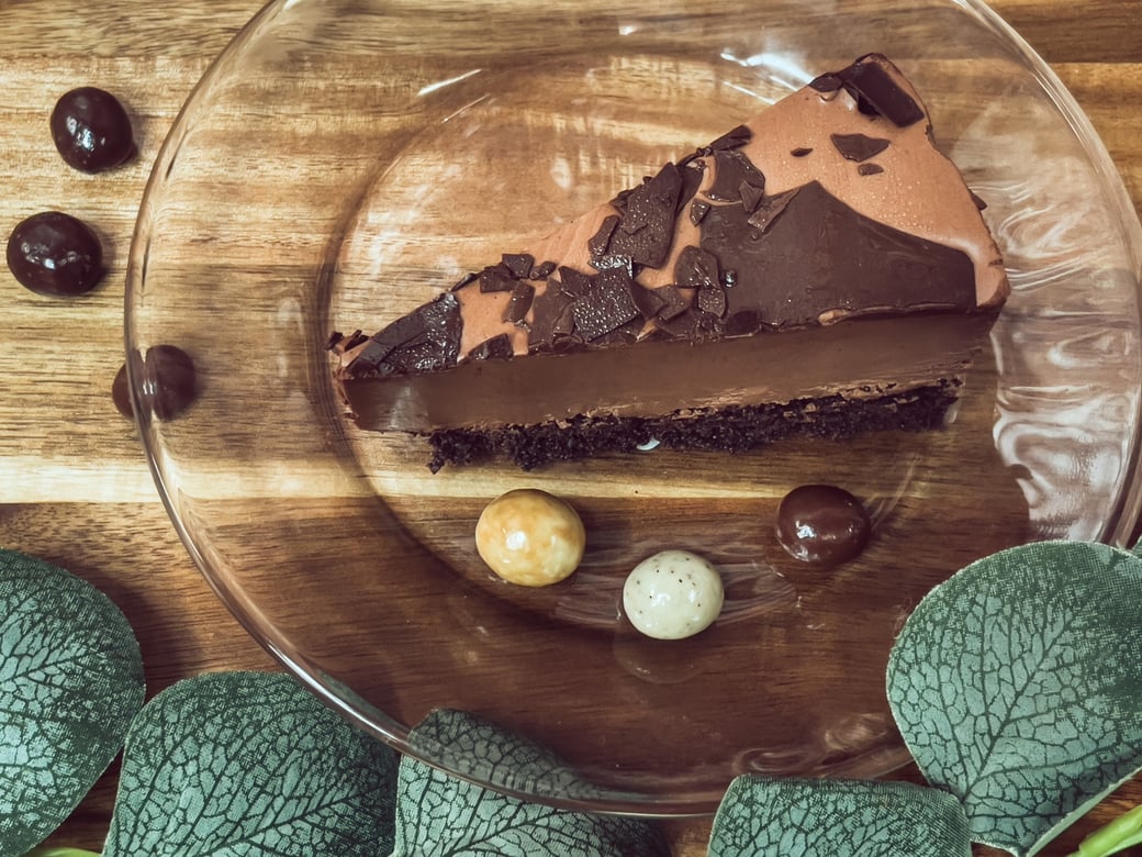  Belgium Chocolate Mousse Whole 14 Slices