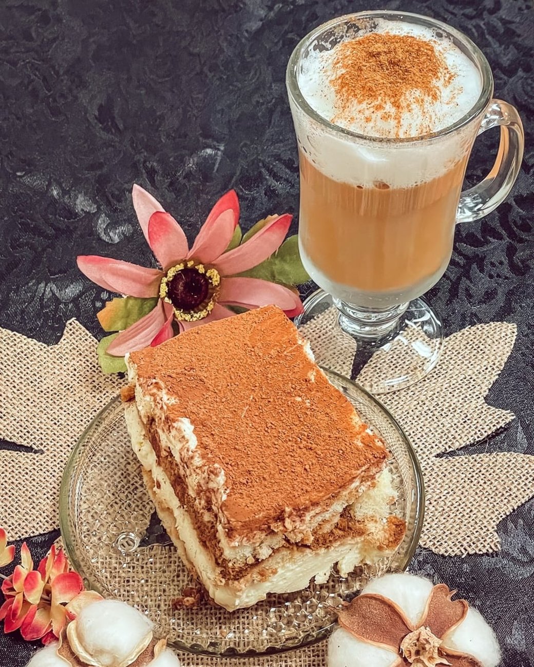 Tiramisu Pan 9-18 Slices