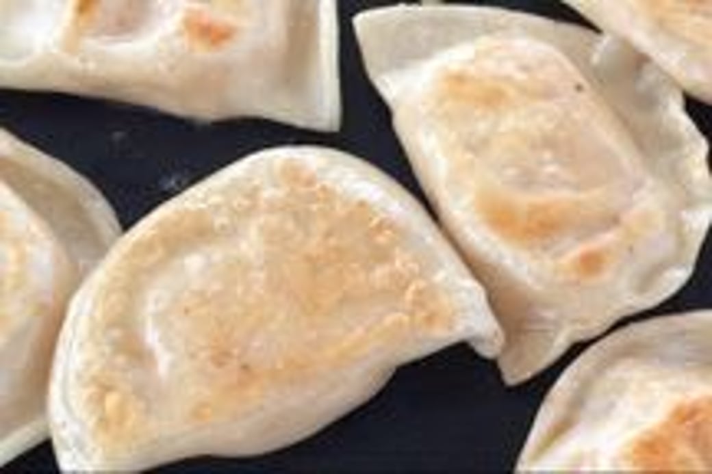 Potato, Bacon and Romano Cheese Perogies (6 Perogies)