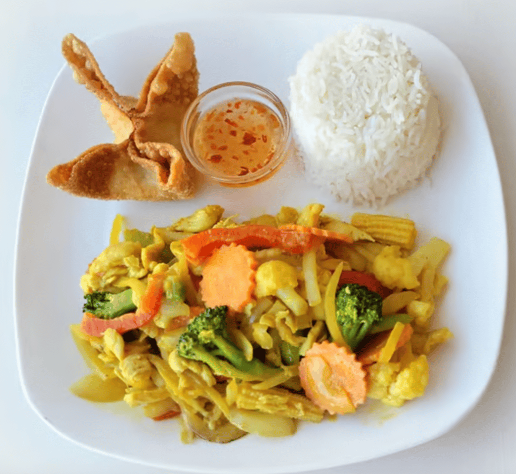 (1)  Tofu with Sautéed Yellow Curry Vegtables