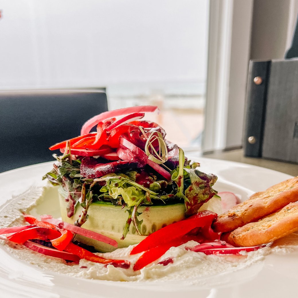 Vous Signature Salad