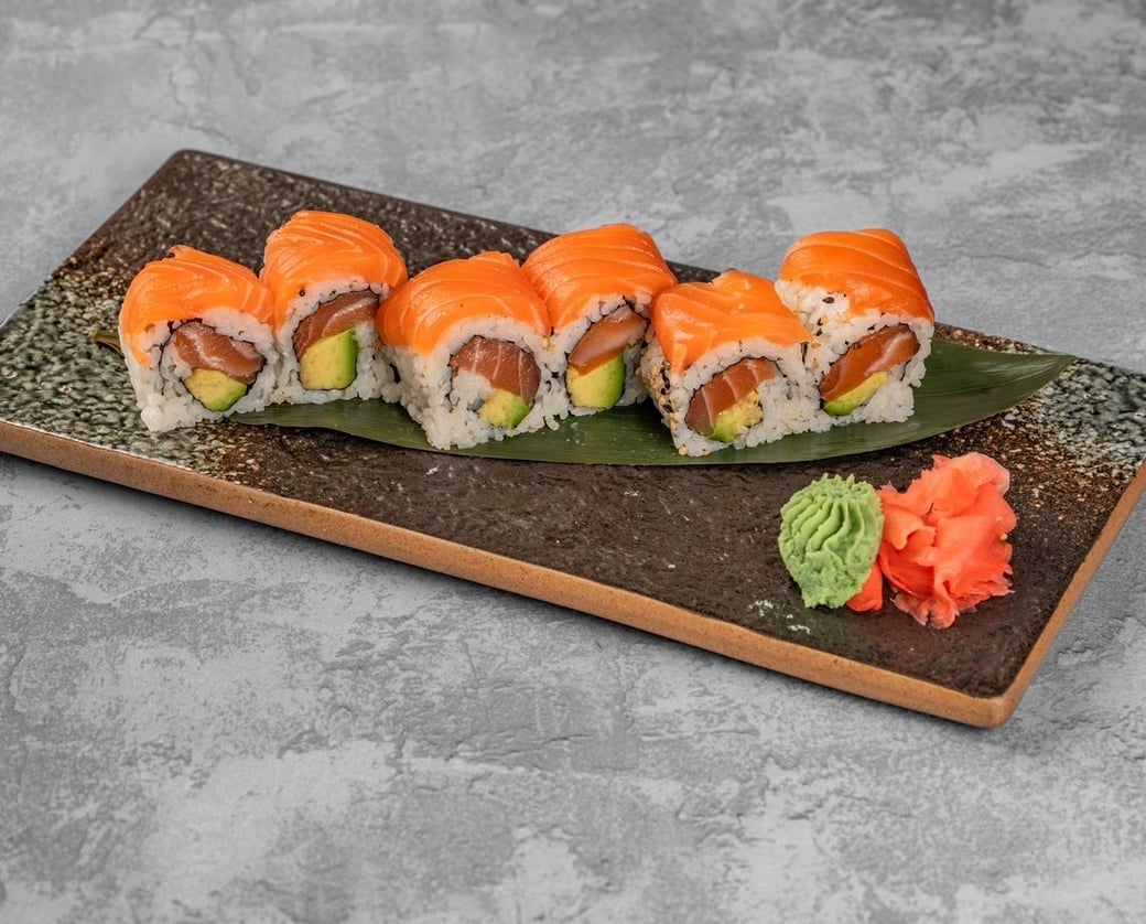 Salmon Lover Maki (6)