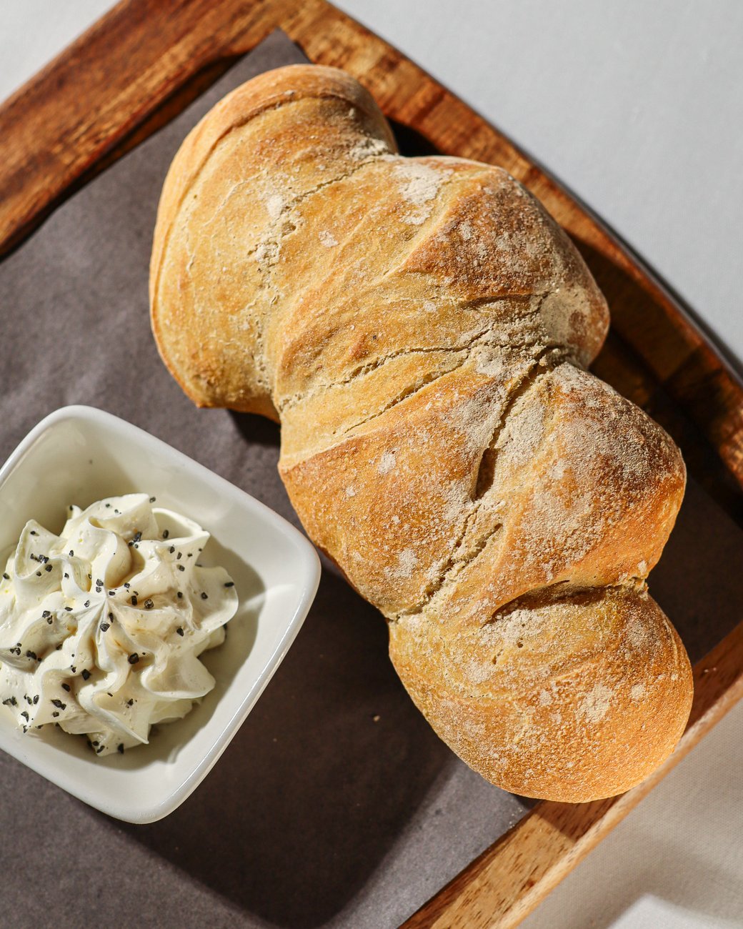 ARTISAN BREAD & BUTTER