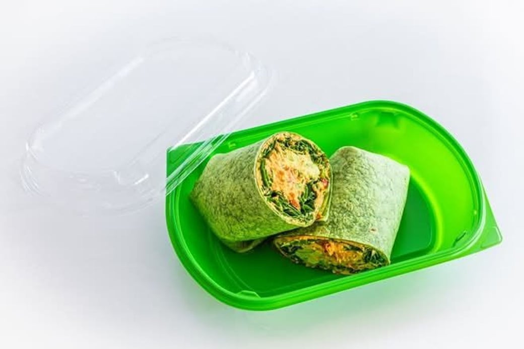 hummus veggie wrap (v)
