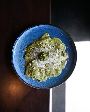 The Spinach and Goat Cheese Ravioli at BellaBrava is the kind of housemade pasta that reminds you why the word housemade still means something. Each piece folded by hand, the filling balanced between the earthiness of spinach and the brightness of goat cheese, finished in a way that lets both speak clearly. On Beach Drive in St. Pete, it has been one of the quieter signatures on the menu for good reason, it doesn't need to announce itself. It just needs to arrive.

📸 Spinach & Goat Cheese Ravioli

#bellabrava #stpete #ravioli #housemadepasta #italianfood #beachdrive