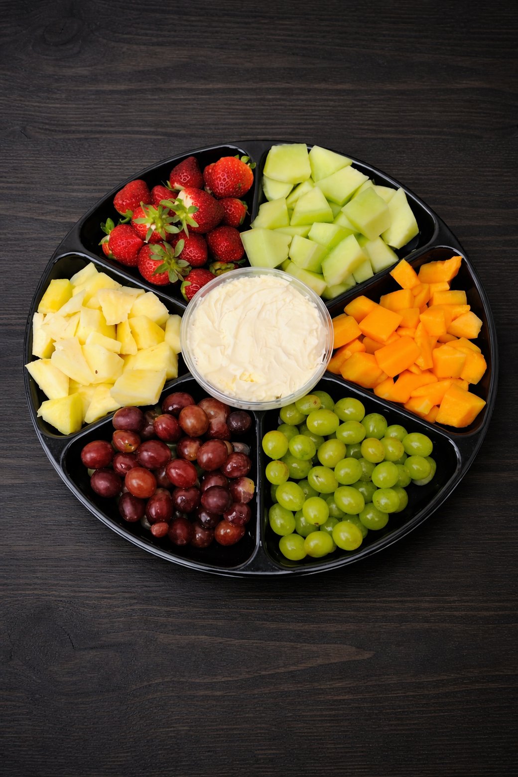 Fresh Fruit Tray w Mascarpone Dip-Medium