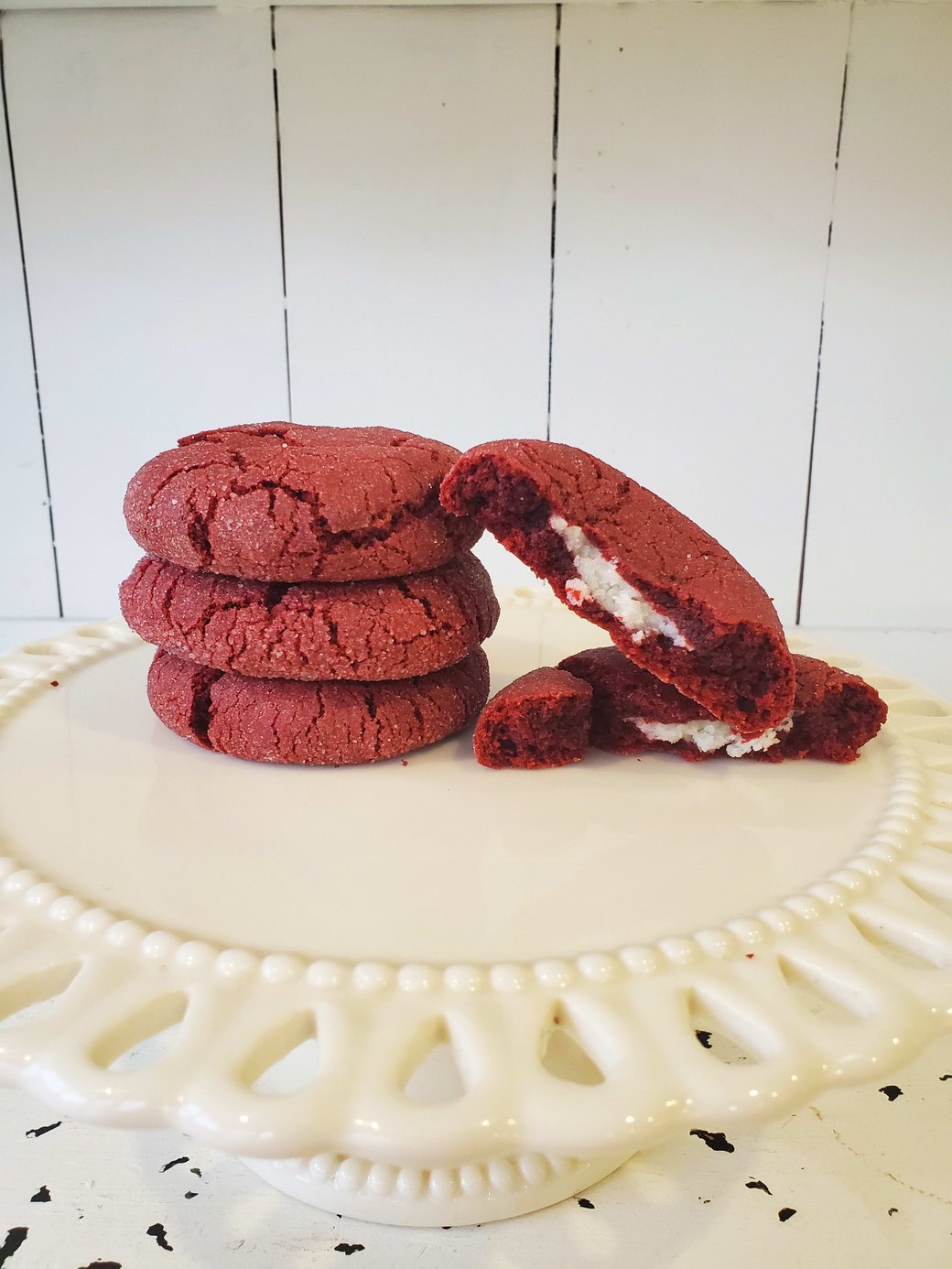 Cheesecake-stuffed red velvet cookies