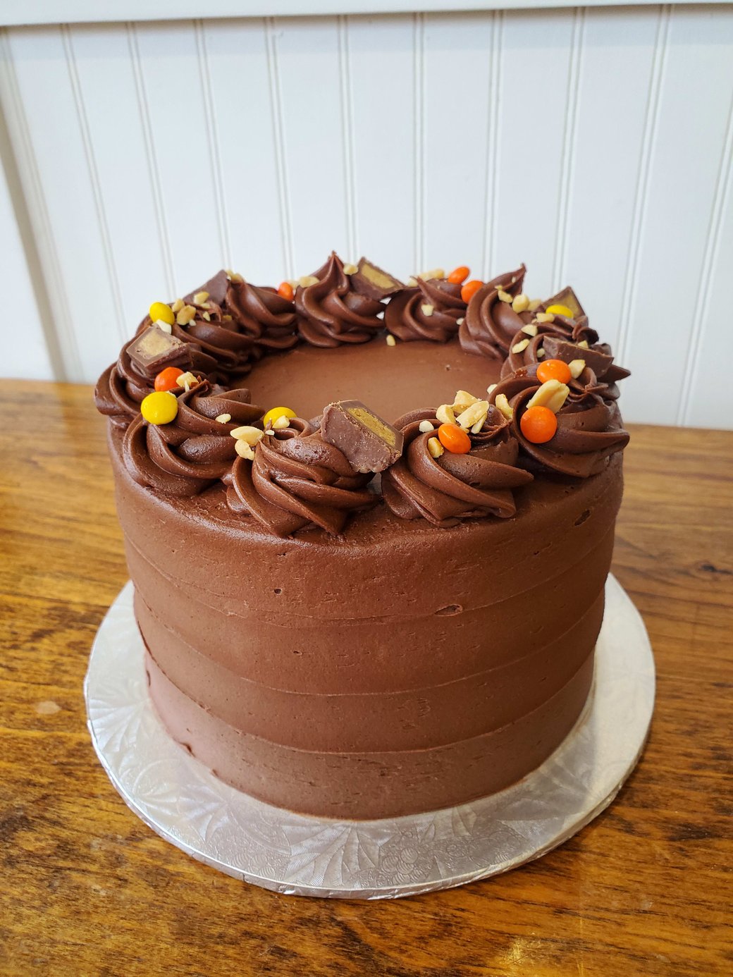 Peanut butter chocolate party cake