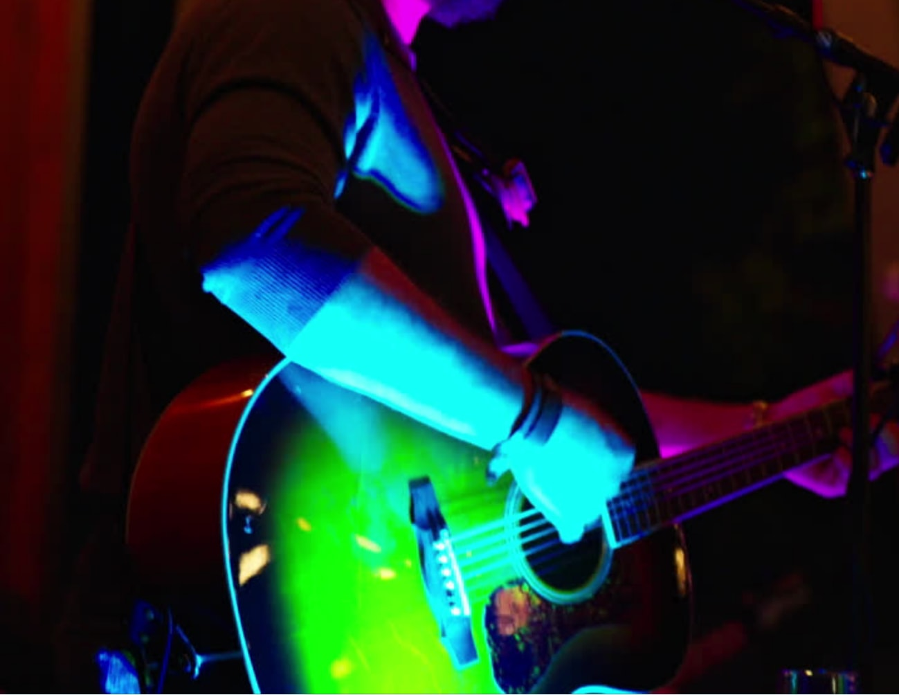 Live Music-Alex Francisco Caruthers