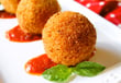 <p><strong>ARANCINI MARGHERITA</strong></p>