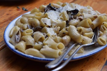 5 Microadventures to Try in Toronto During the Holidays