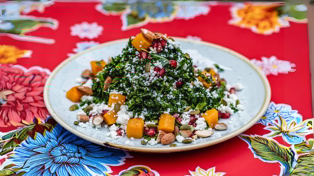 KALE & POMEGRANATE SALAD