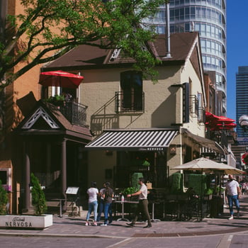 One hundred pivotal moments in the history of Toronto dining