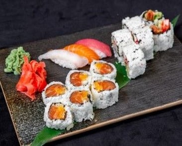Popular Sushi Combo D (17pcs)