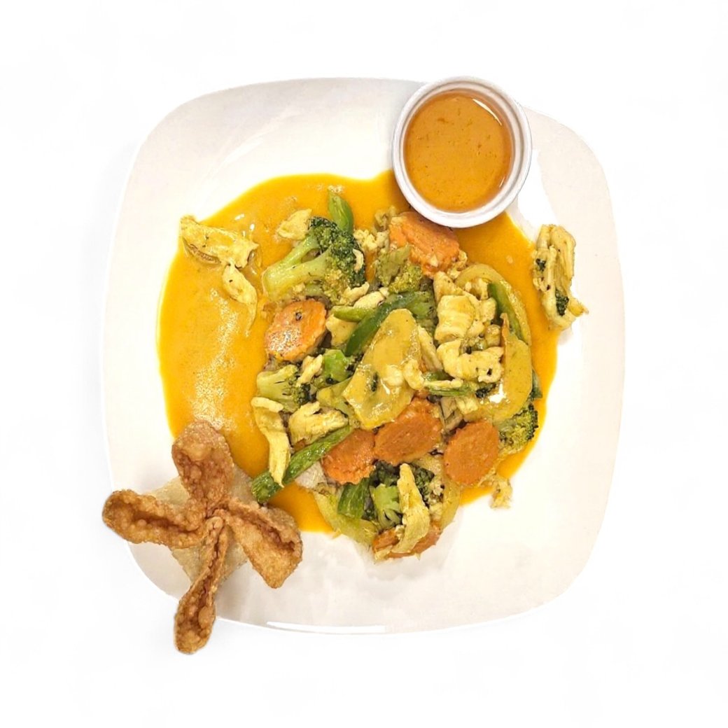 (7) Chicken with Sautéed Yellow Curry Vegtables