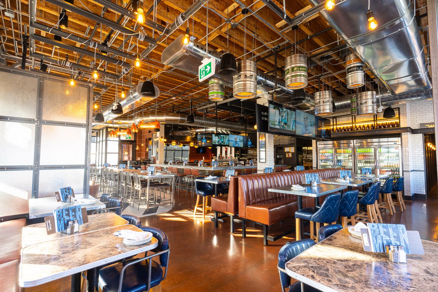 LEADER OF THE CRAFT BEER DINING REVOLUTION