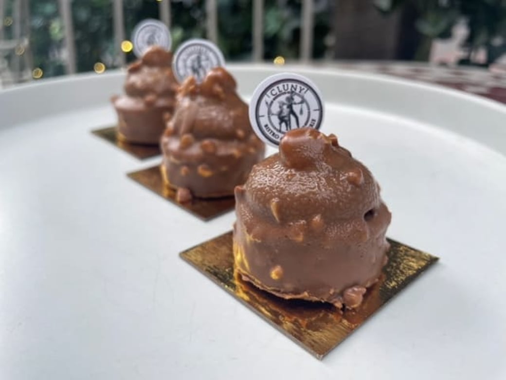 SALTED CARAMEL HAZELNUT CAKE