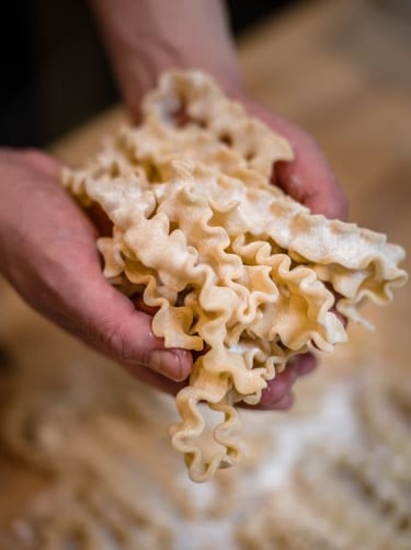 Mafalde Ai Funghi Frozen Pasta Kit , shop product