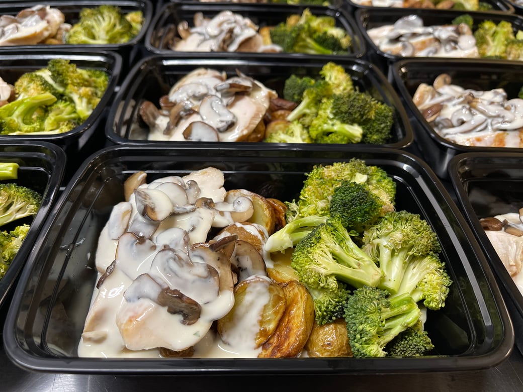 Mushroom brie chicken w/ roasted baby potatoes and broccoli