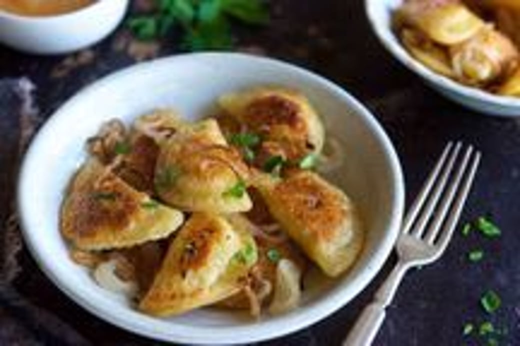 Gourmet Potato and Bacon Perogies (6 Perogies)