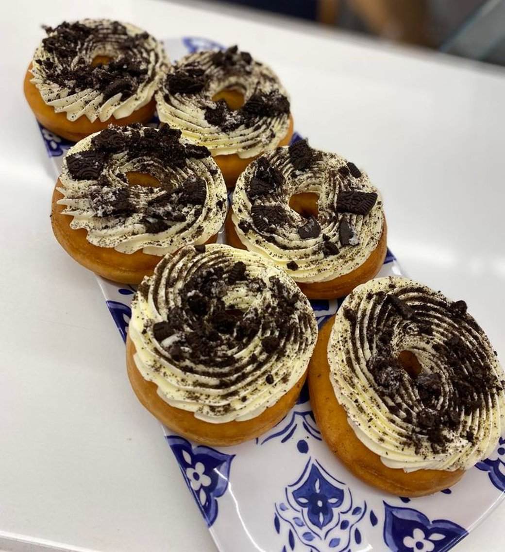 cookies and cream donut 