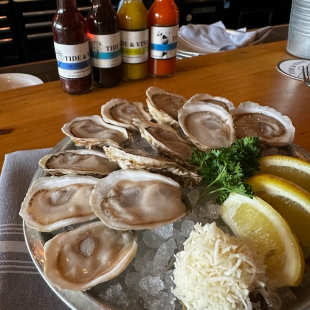 Shucked East Coast Cocktail Oyster/ 1 doz (12pc)
