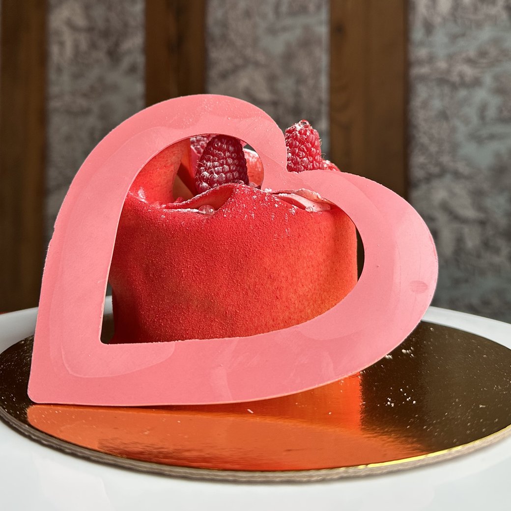 VALENTINE'S DAY CAKE 
