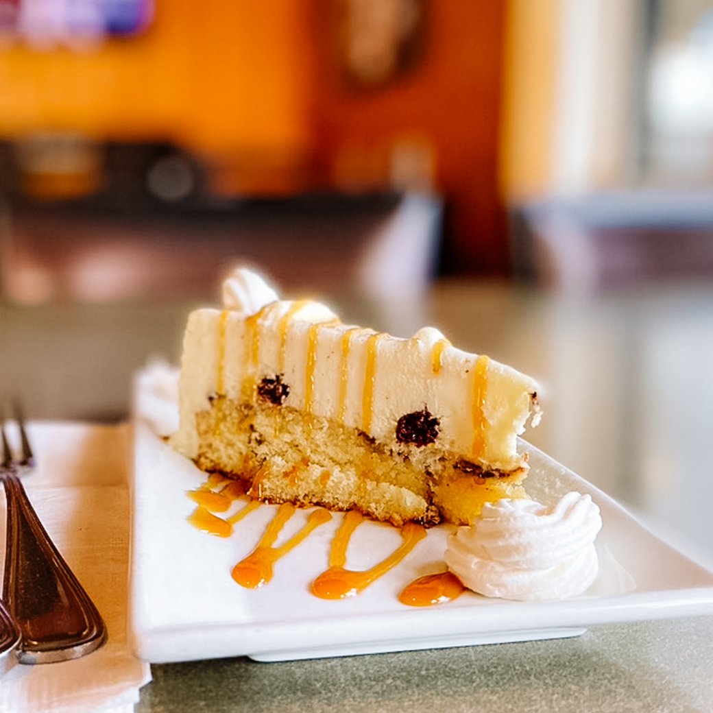 Cinnamon Bun Cheesecake