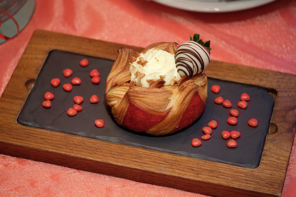 STRAWBERRY CHOCOLATE DANISH