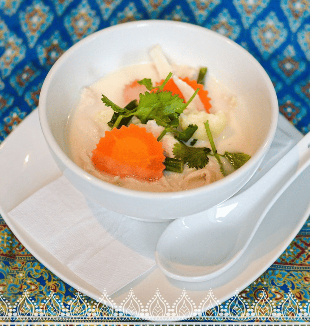 (S2)  Tom Kha / Coconut Soup