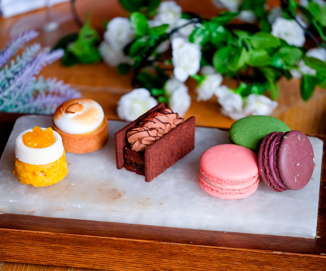 SELECTION DE PETITS FOURS