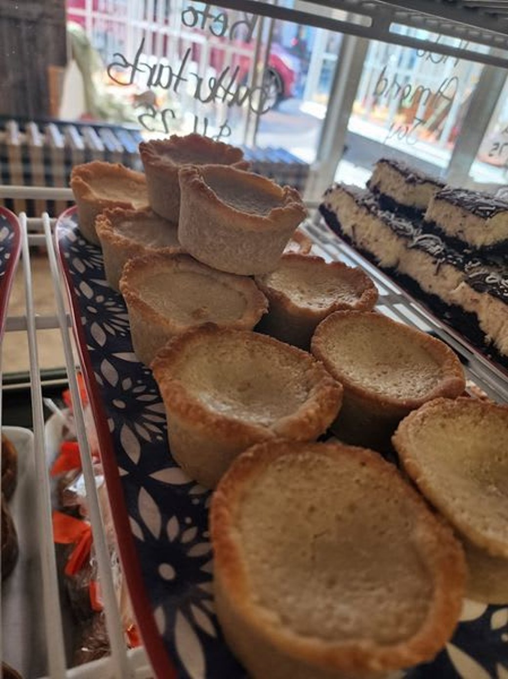 Keto pecan caramel butter tarts 