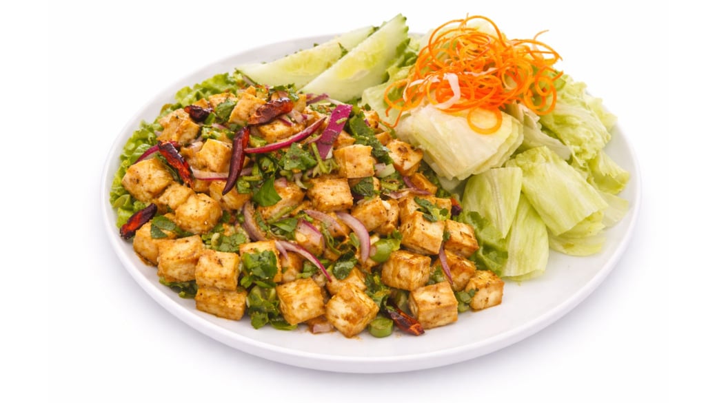 Larb Tao Hoo (Tofu Salad)