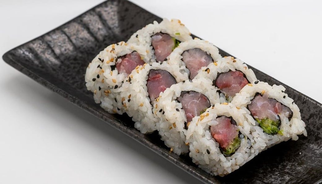 Hamachi - Scallion Cut Roll