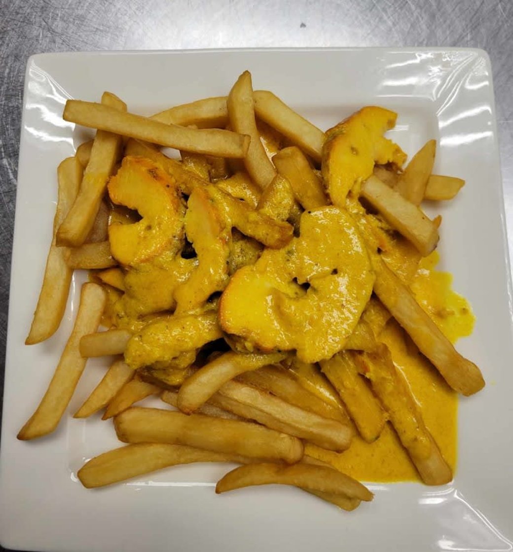 Butter Chicken Poutine