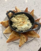 This weekend’s specials are here and you don’t want to miss them 👀

We’re bringing back our fan-favorite spinach artichoke dip for $12 — creamy, savory, and perfect to share.

Plus, try our caramelized onion & mushroom olio pasta, topped with toasted pine nuts and a balsamic reduction for $15. Rich, flavorful, and seriously satisfying.

Come grab them while they last ✨