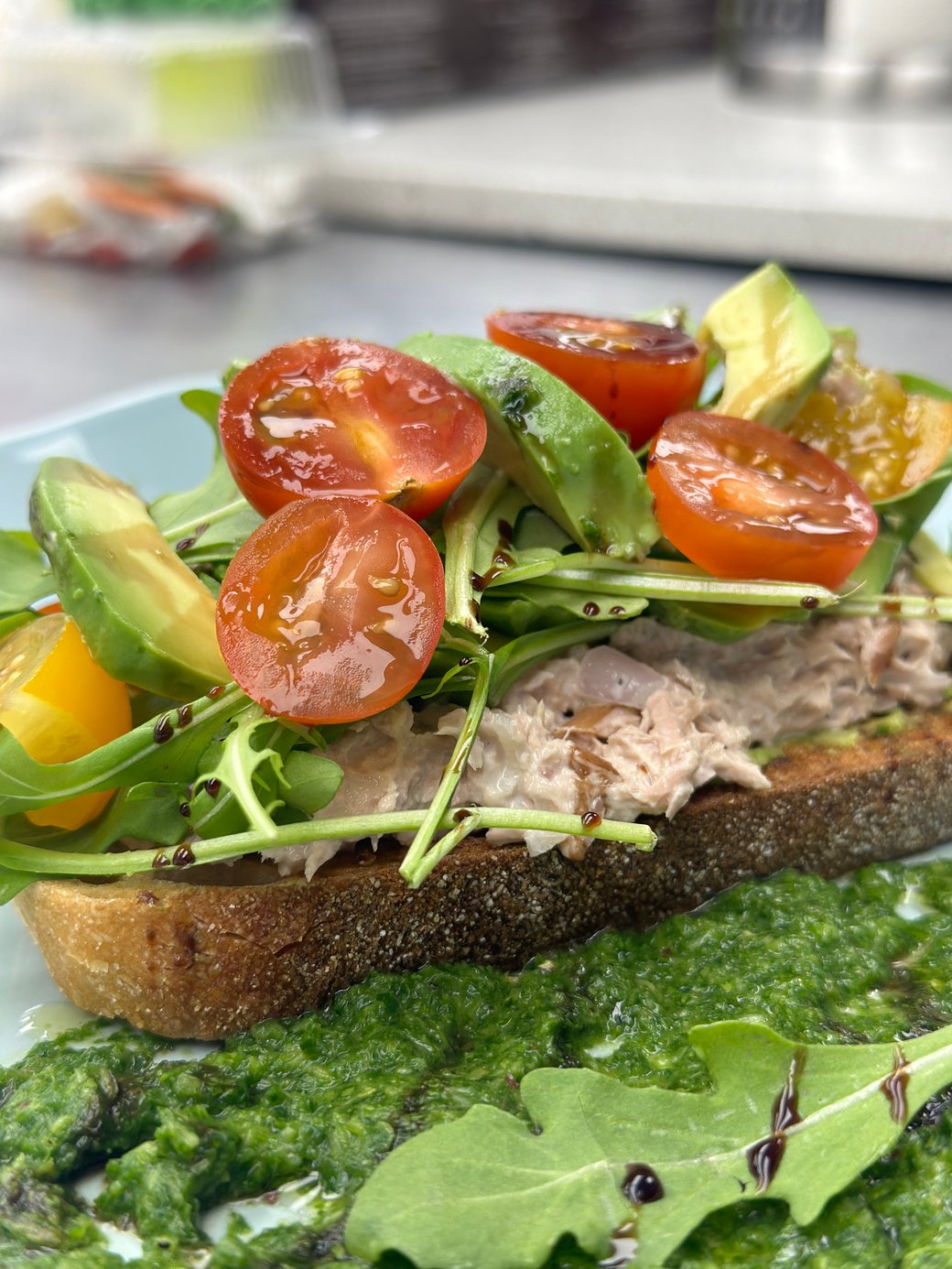 Tuna & avocado toast