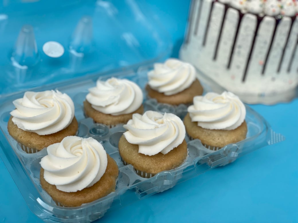 Vegan Cupcakes (6Pack) by Heathers Kitchen