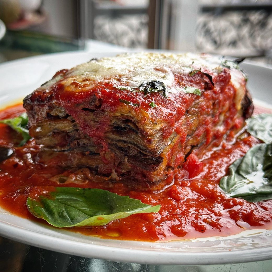 <p><strong>EGGPLANT PARMIGIANA (GF)</strong></p>