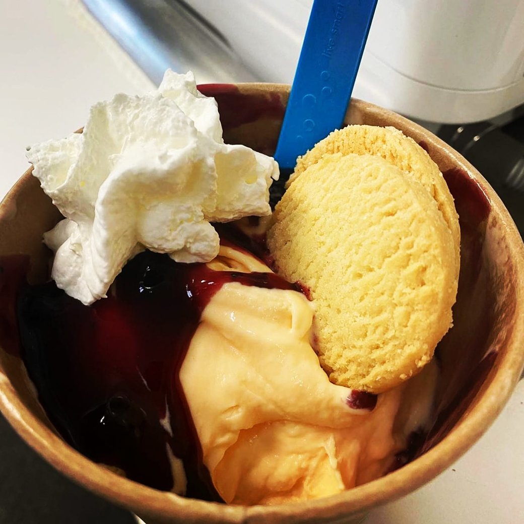 Eureka Huck Peach Pie