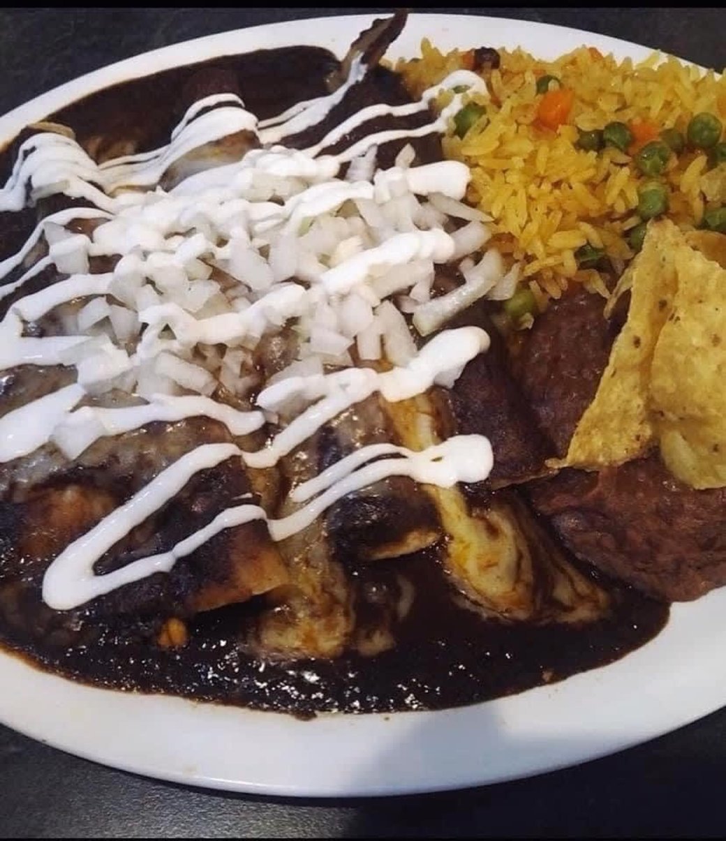 Enchiladas de Mole