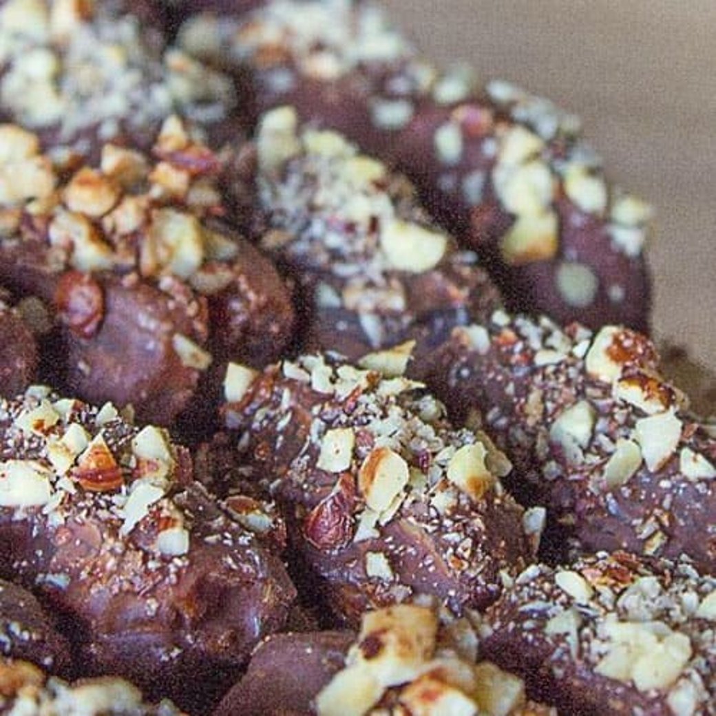 Stuffed Date - Tahini